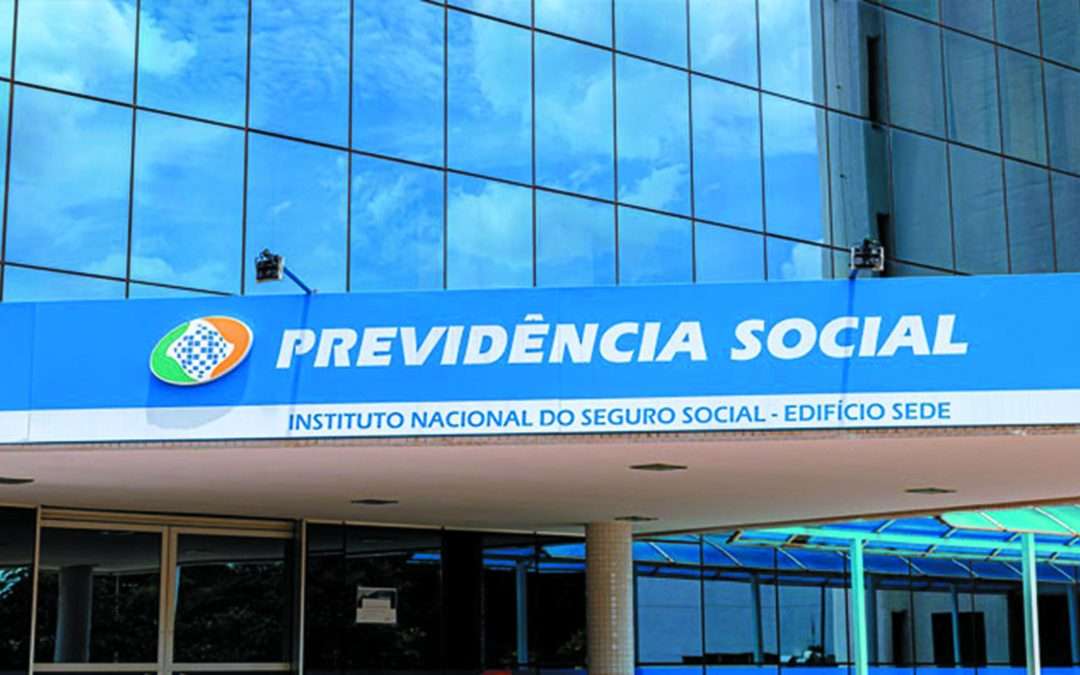 GOVERNO MOSTRA QUE NÚMERO DE BENEFICIÁRIO DO INSS É 3 VEZES MAIOR DO QUE O DE CONTRIBUINTES